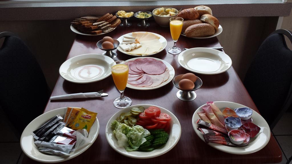 Hotel-Chao Nl 24 Hours Open ユトレヒト エクステリア 写真