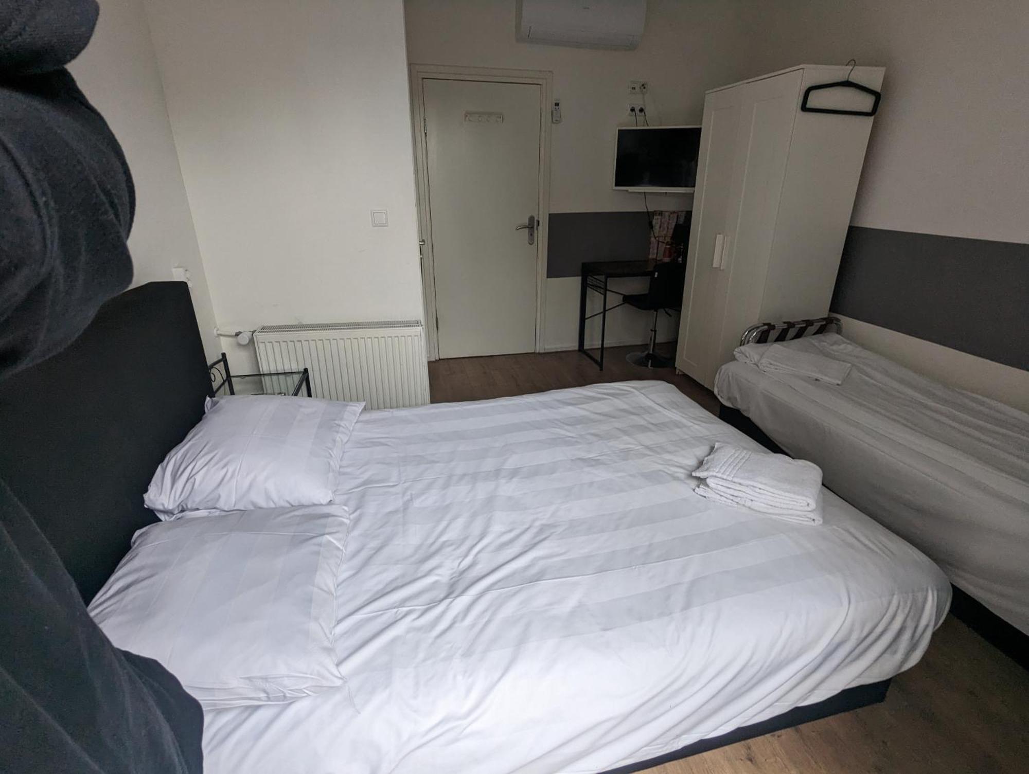 Hotel-Chao Nl 24 Hours Open ユトレヒト エクステリア 写真