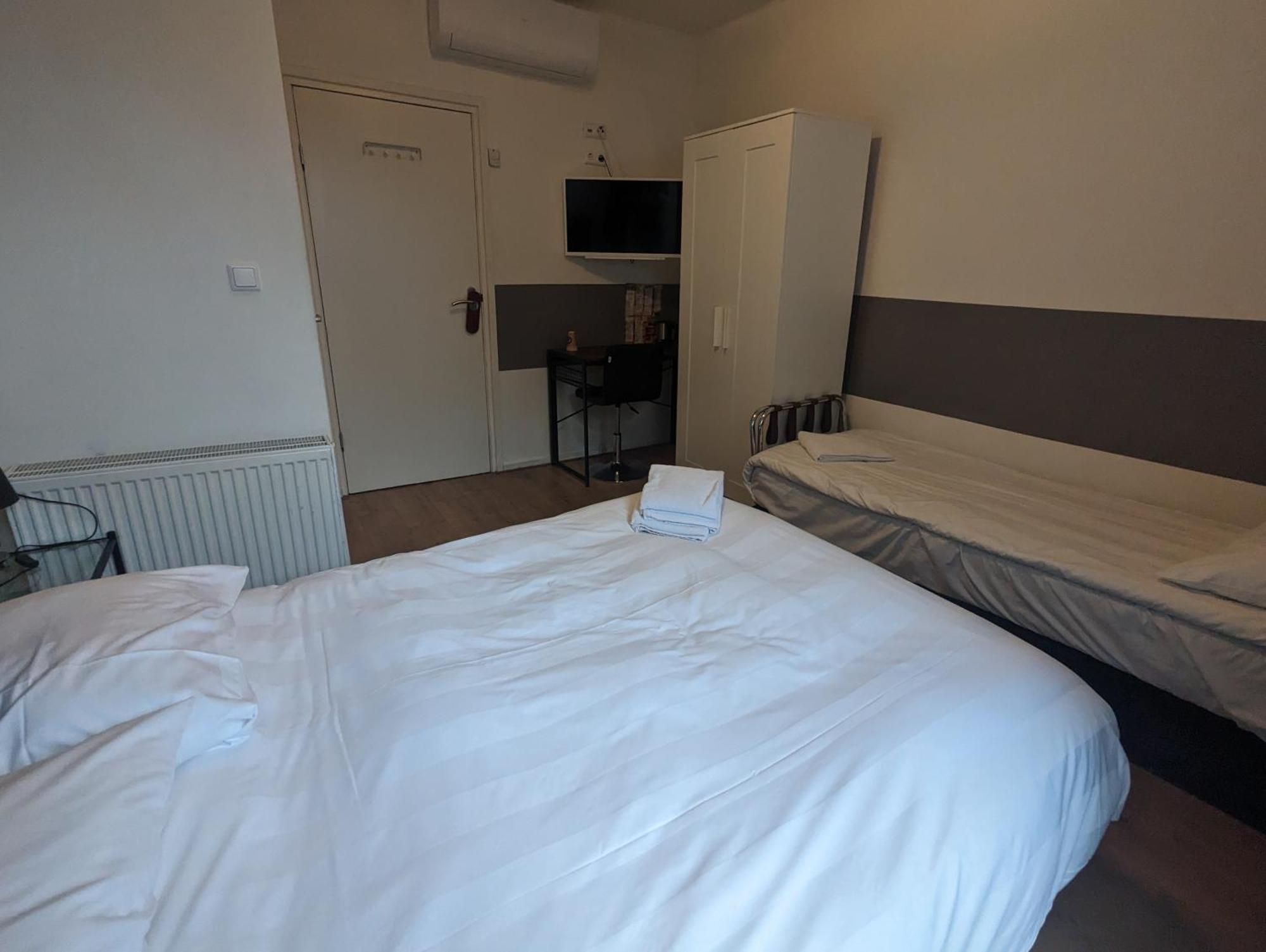 Hotel-Chao Nl 24 Hours Open ユトレヒト エクステリア 写真