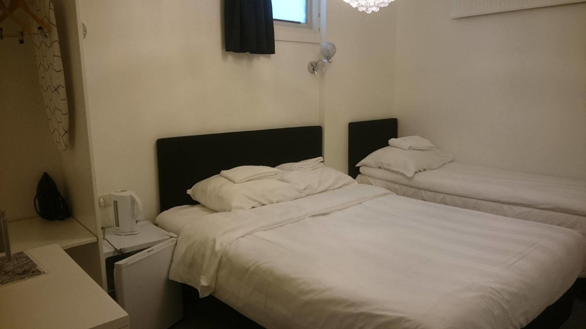 Hotel-Chao Nl 24 Hours Open ユトレヒト エクステリア 写真